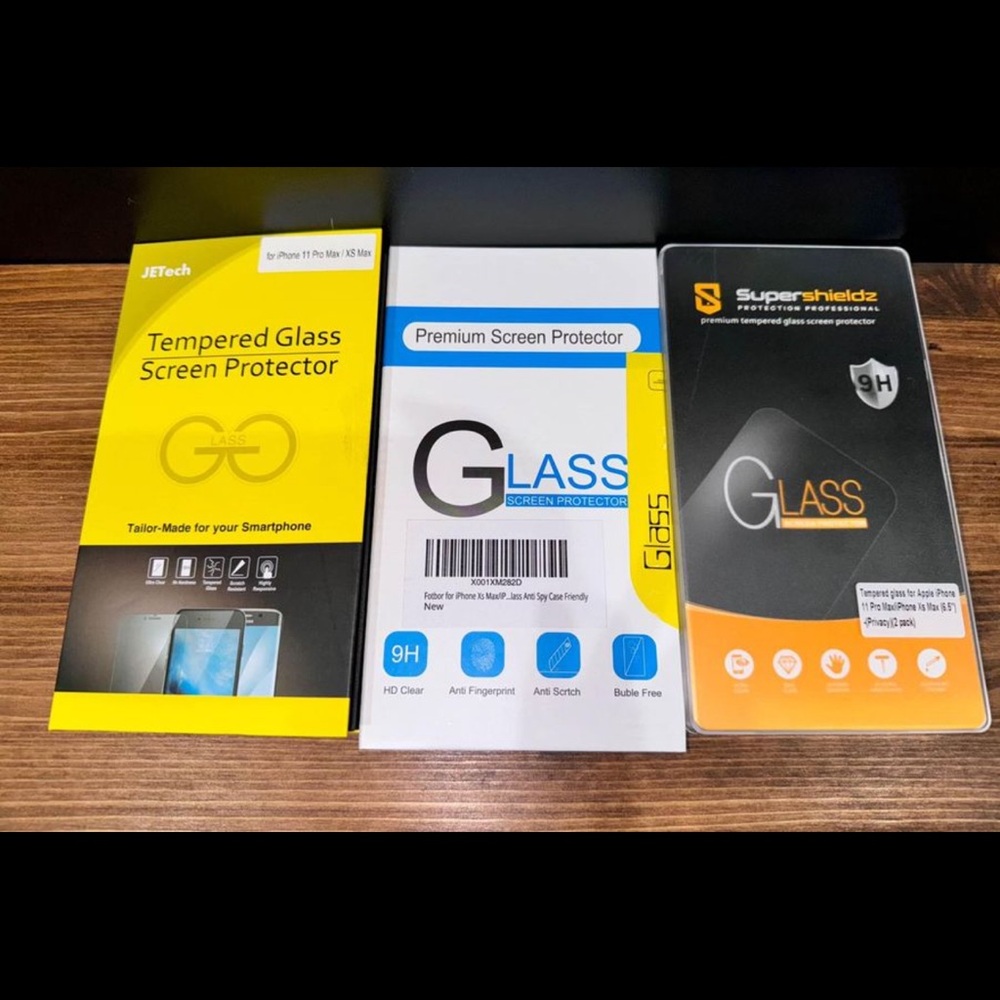iPhone 11 Pro Max/iPhone XS Max — Tempered Glass Privacy Screen Protectors
